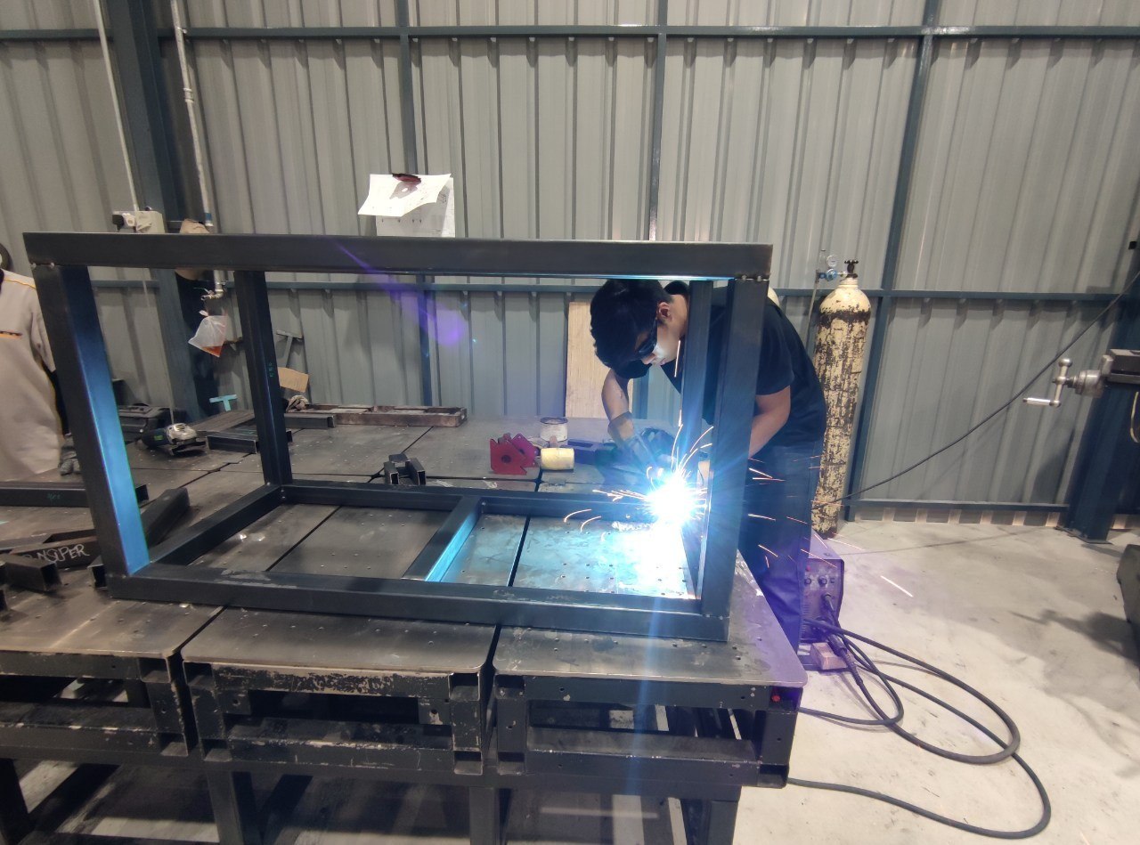 Original Wangsareka fabrication and welding photograph
